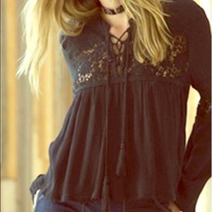 PATRONS OF PEACE LACE UP CROCHET TOP BLACK❤️